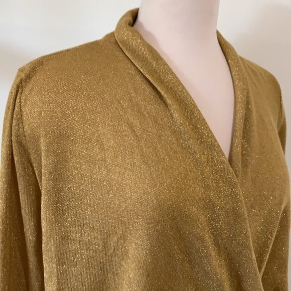 1. State gold/sparkle holiday blouse Medium - Picture 2 of 6
